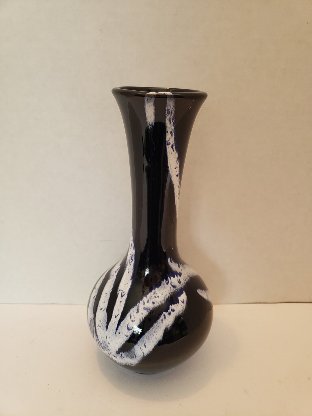 Blue Mountain Pottery Blue Granite Bud Vase / BMP Canada Blue, White ...
