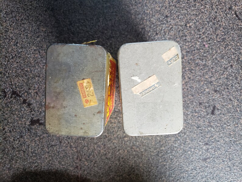 KEENS Mustard Containers 4oz 113g Vintage Kitchen Decor Great Advertising Graphics Yellow Red