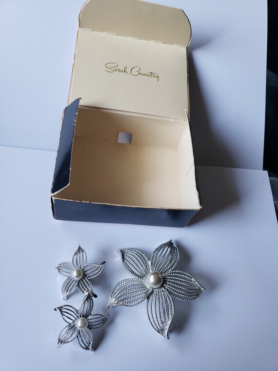 Signed SARAH COVENTRY Moonflower Brooch & Clip-on… - image 4