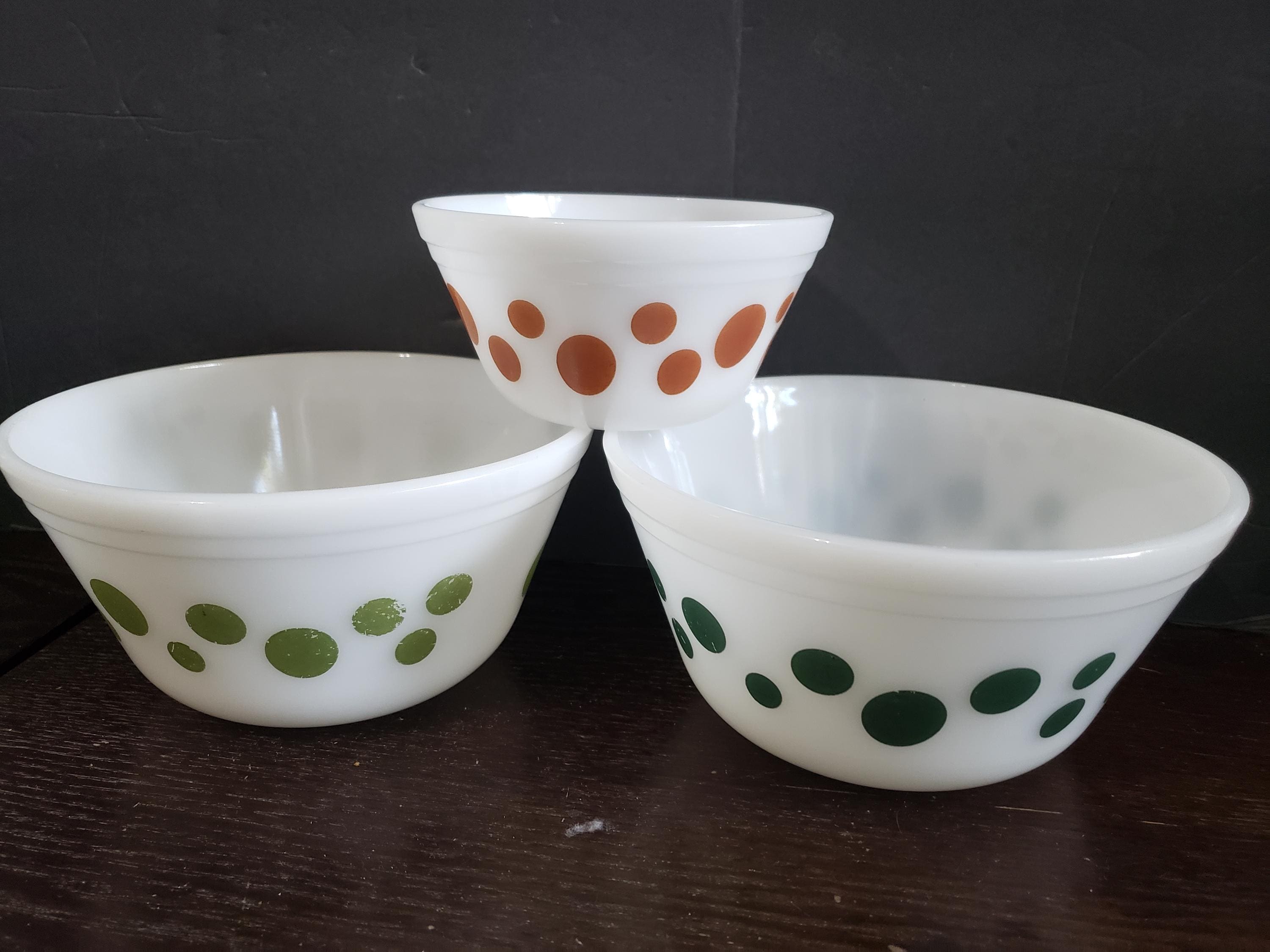Pyrex Vintage White Bowl With Orange Polka Dots - Etsy