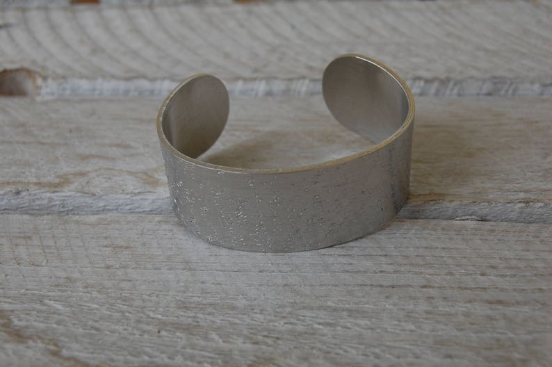 Extra Wide silver cuff bracelet aluminium image 3