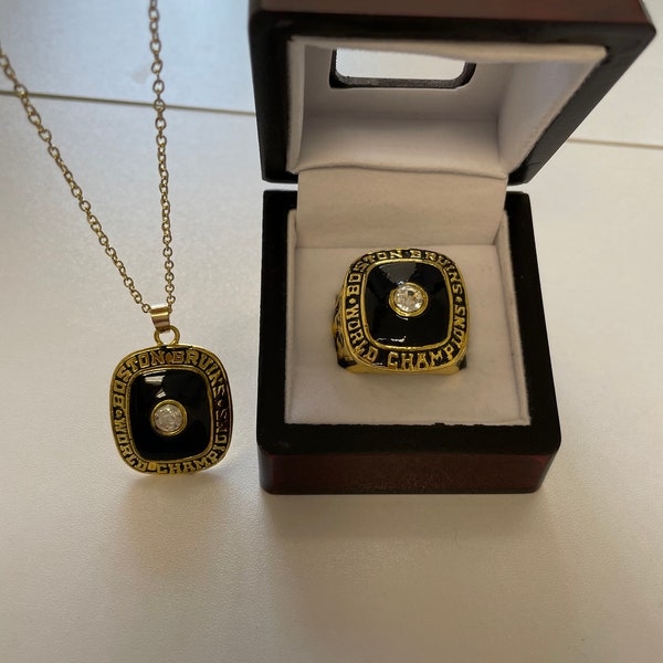 3 Stück Boston Bruins Stanley Cup Replicas Ring mit Box und Anhänger.