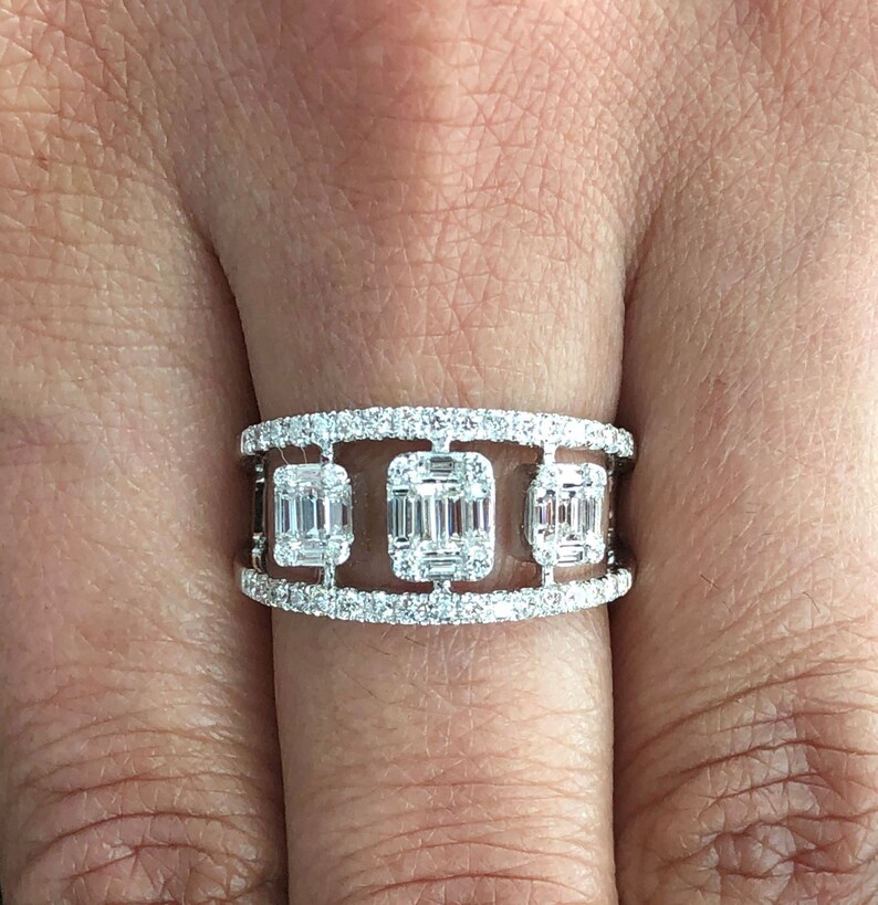 Floating Diamond Past Present Future Anniversary Ring in 18K Etsy