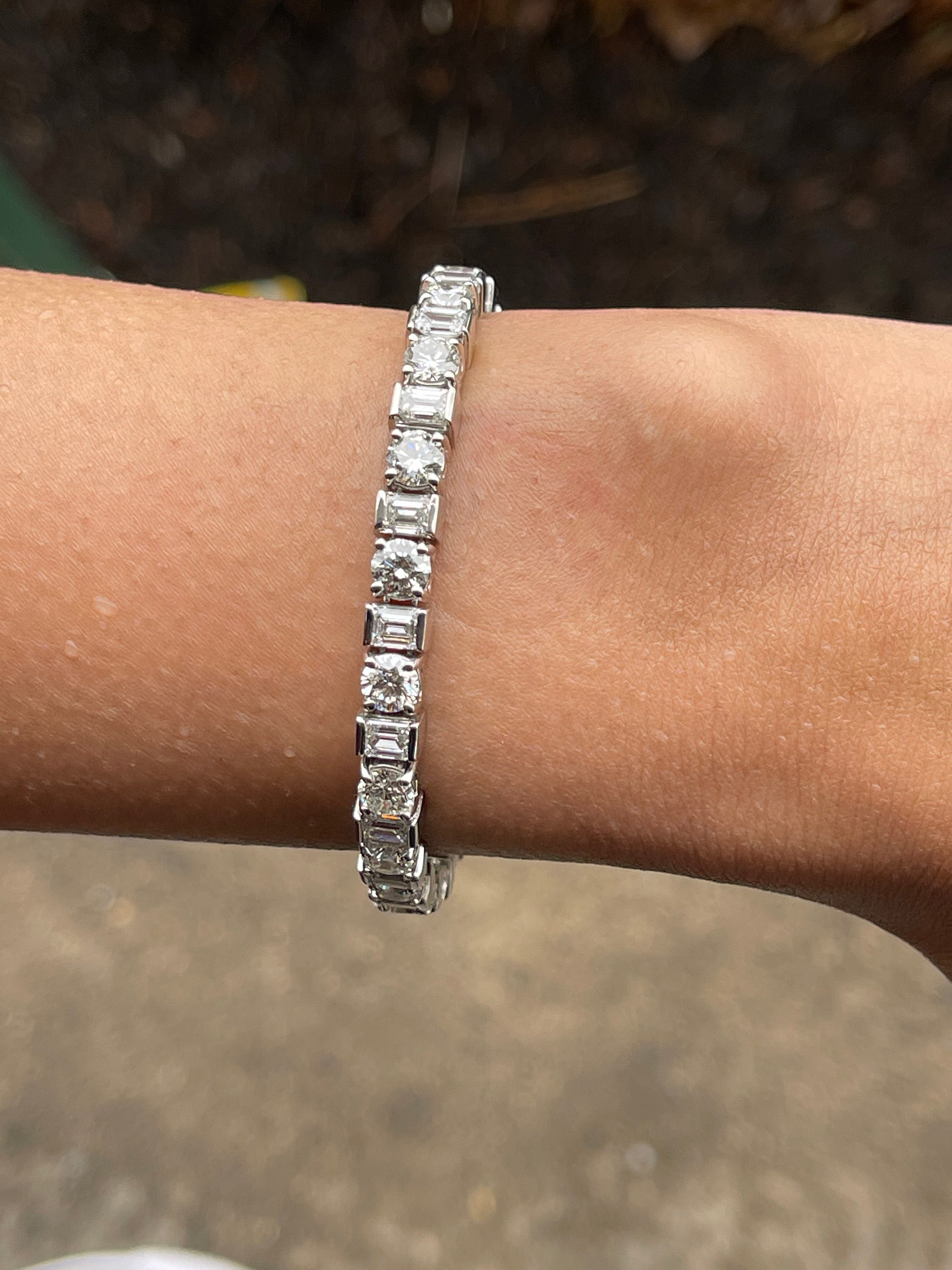 Classic Diamond Emerald Round Bracelet in 18K White Gold. | Etsy