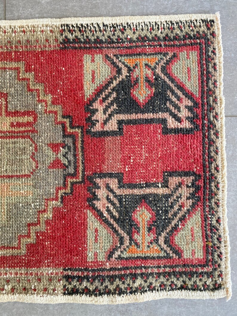Turkish Rug Small Vintage Mini Turkish Rug, Small Turkish Rug, Vintage Bathmat, Mini ...