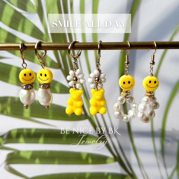 Statement Ohrringe, Smiley Ohrringe, Perlenohrringe hängend, Perlen Ohrringe Boho Style, Festival Accessoires