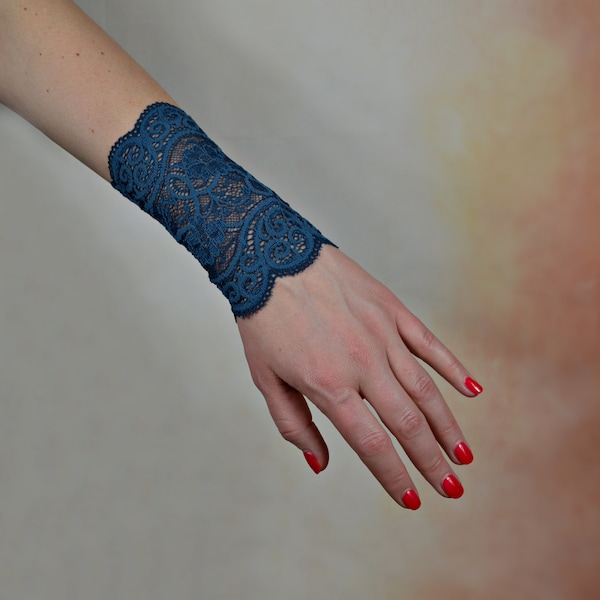 Sea Wave Lace Cuff Bracelet, One Pair, Wrist Tattoo Cover Up Stretch Bracelet, Sleeve Extender, ART04