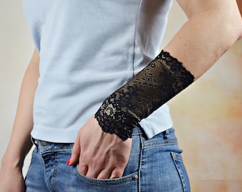 Black lace cuff, One Pair, Wrist tattoo cover bracelet, Wristband, Lace wrist cuff, Lace jewelry, w4126