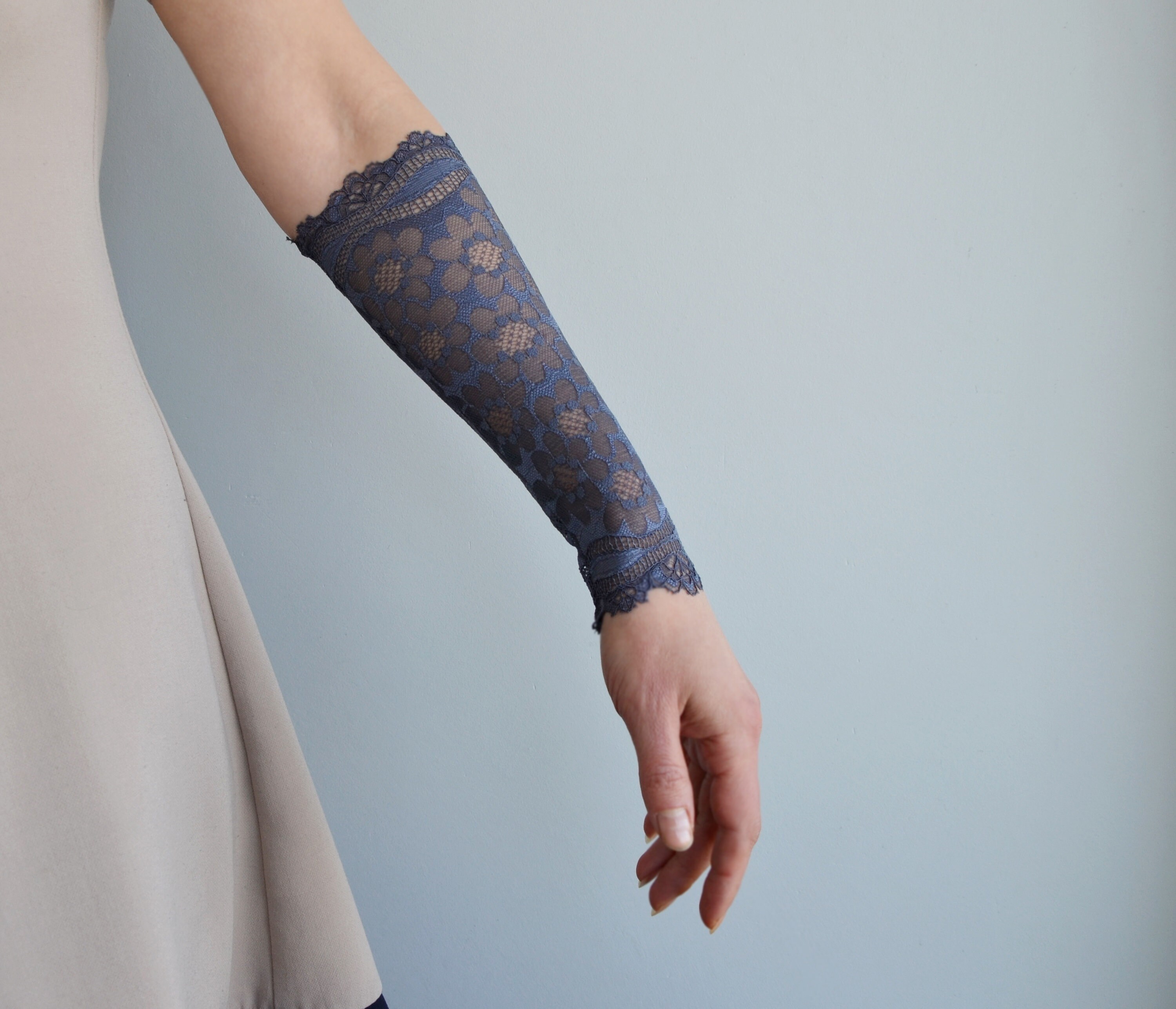 lace arm cover