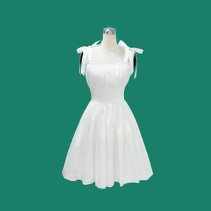 NOUVEAU ! LOLO robe #22 blanc uni 100 % coton - poitrine froncée - bretelles à nouer - jupe évasée - robe de mariage des années 1950