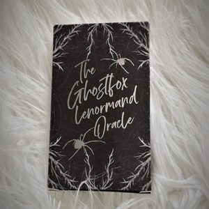 O Baralho do Oráculo Lenormand da Ghostfox
