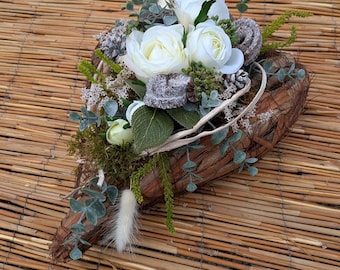 Friedhofgesteck Grabgesteck Herz Rose