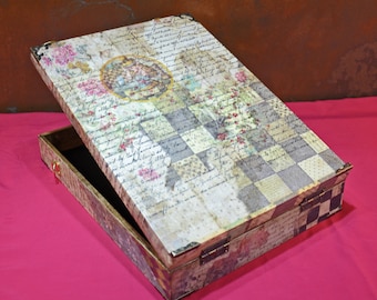 Caja de mensajero de escritor y artista reciclada