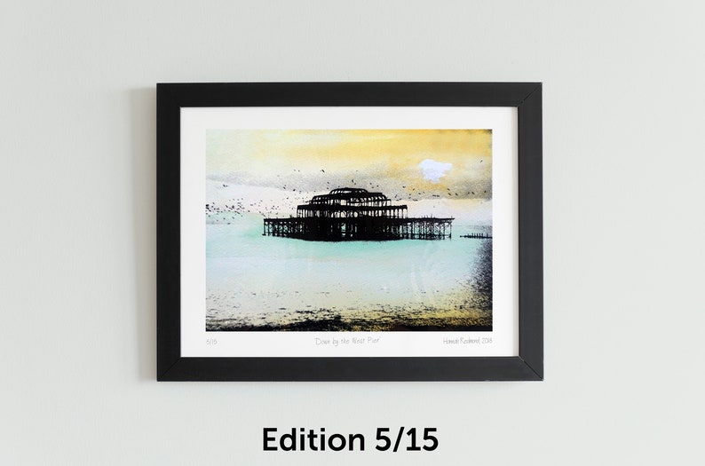 Down by the West Pier, Brighton, limitierte Auflage Mischtechnik, Siebdruck Edition 5/15 Framed