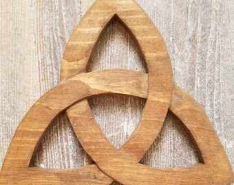 Irish Celtic Trinity Knot Reclaimed Wood Wall Hanging Decoration