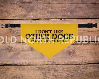 I Don't Like Other Dogs Please Give Me Space Reactive Warning Dog Advocate Give Me Space Yellow Caution Bandana With Removable Collar