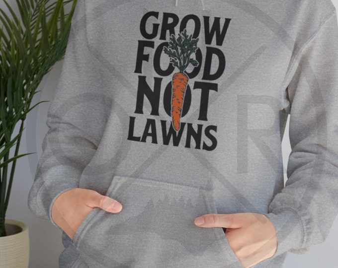 Grow Food Not Lawns Carrot Permaculture Sustainability Homestead Unisex Heavy Blend™ Hooded Sweatshirt