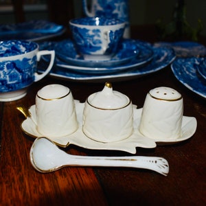 Sweet cruet set by Carlton Ware cream and gilt