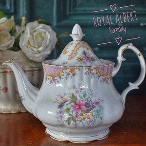 Royal Albert Serenity Teapot, stunning pink full size teapot