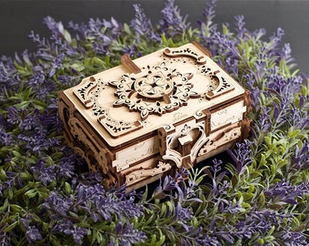 Antique Jewellery, Sewing Box. Assemble Me. Fill Me Up. By UGears