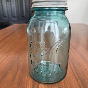 1920s Vintage Canning Jar, Ball Perfect Mason Canning Jar, Vintage Jar, Kitchen Storage, Vintage Kitchen jar
