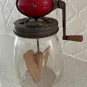 Antique Dazey No. 4 Butter Churner: Vintage Kitchen Decor