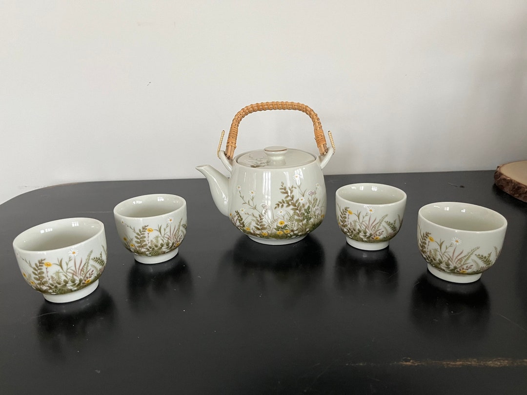 Vintage Tea Set, Capilano Vancouver Teapot and 4 Cups, Vintage 1970s Teapot and Cups Etsy