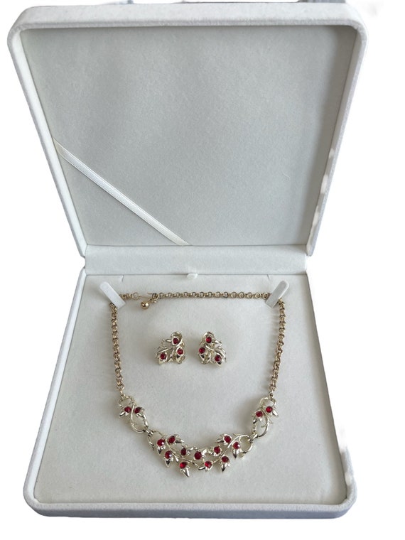 Vintage Coro Simulated Ruby Necklace and Earrings… - image 1