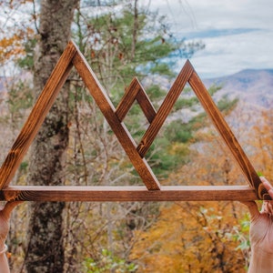 Mountain Triangle Shelf