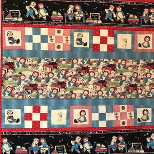 Raggedy Ann & Raggedy Andy baby quilt