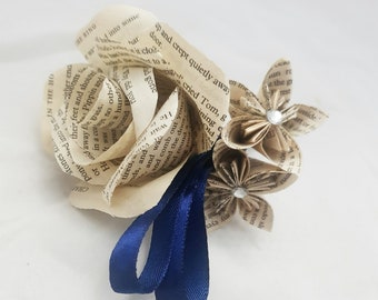 Paper flower book wedding buttonhole, literature wedding boutonnière, groomsmen best man wedding flowers // (The Clint)