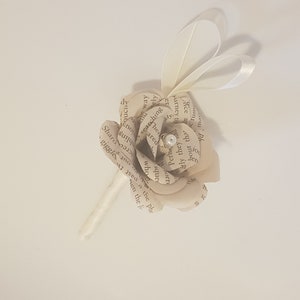 Book flowers buttonhole, groom's boutonniere, book wedding flowers, paper flowers // The Jake 画像 2