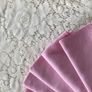 Quaker Lace Tablecloth no.7722, 72”x88”, Pink Linen Napkins (everything pictured for the price!)
