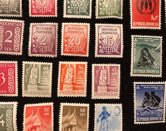 Sellos postales coleccionables de Indonesia (¡los 22 sellos por el precio!)