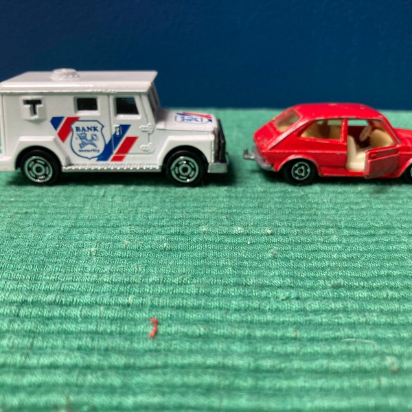 Vehículos de juguete Majorette antiguos (¡ambos por el precio!)