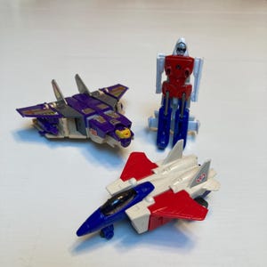 Vintage Transformers (everything pictured for the price!)