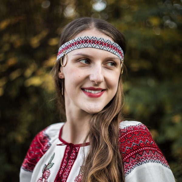 Slavic headband with temple rings, embroidered headband with handmade bronze or brass temple rings for Reenactors ans Slavs, slavic folk