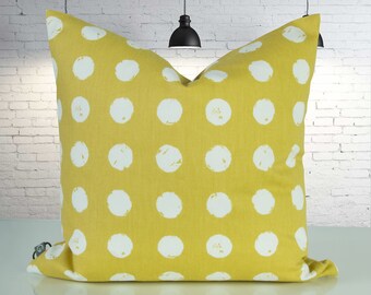 Saffron yellow Cushion cover with white dots, 50 x 50 cm