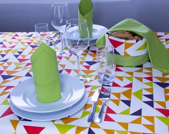 Colorful tablecloth 160 x 130 cm with triangles