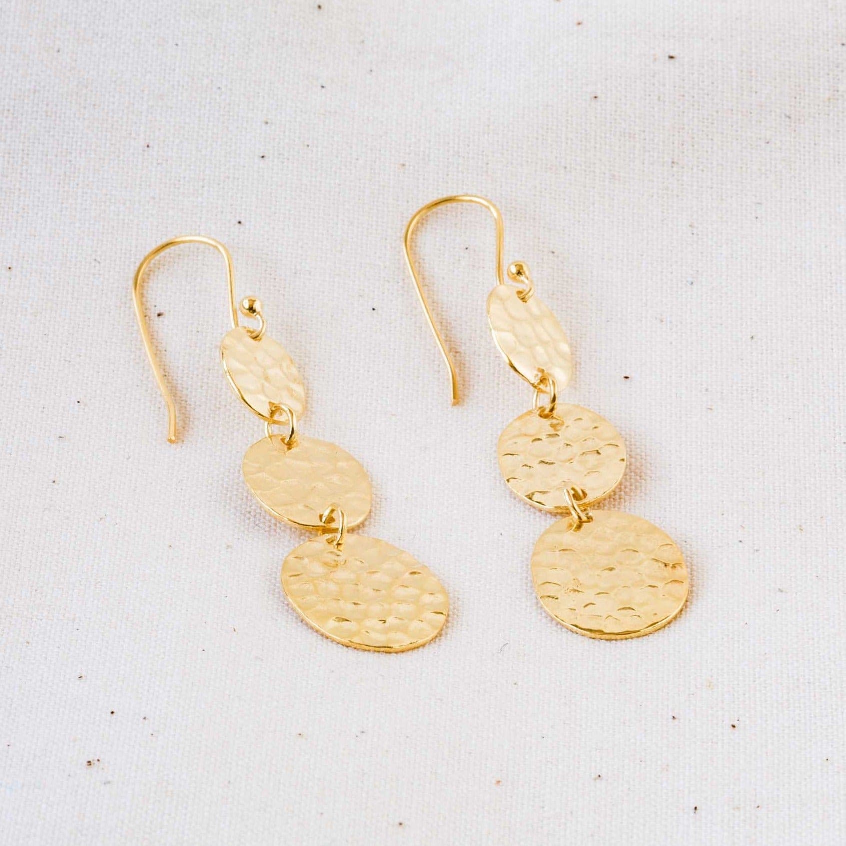 XL Hammered Yellow Gold Disc Earrings | Van Peterson London