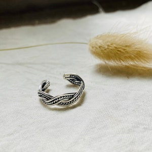 Sterling Silver Twisted Toe Rings For Women Adjustable & Comfortable To Wear image 1