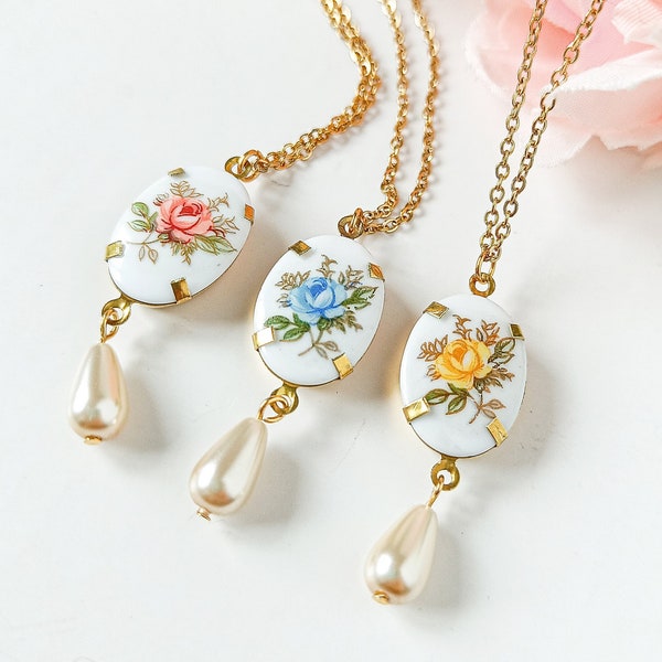 Collier camée rose avec perle, collier à pendentif rose en porcelaine vintage, collier bohème cottagecore, collier boho de fleurs de limoges.