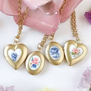 Tiny heart locket necklace, porcelain heart necklace, gold heart locket necklace, small gold locket necklace for foto, rose locket necklace.