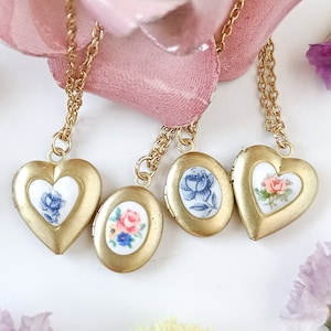 Tiny heart locket necklace, porcelain heart necklace, gold heart locket necklace, small gold locket necklace for foto, rose locket necklace.