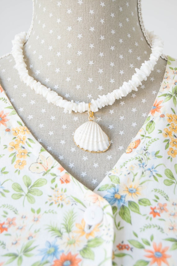 Seashell necklace white shop