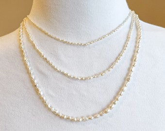 Collier de perles de graines d'eau douce naturelles, collier de perles de riz, pierre de naissance de juin, collier de perles véritables, collier de perles baroques multirangs.