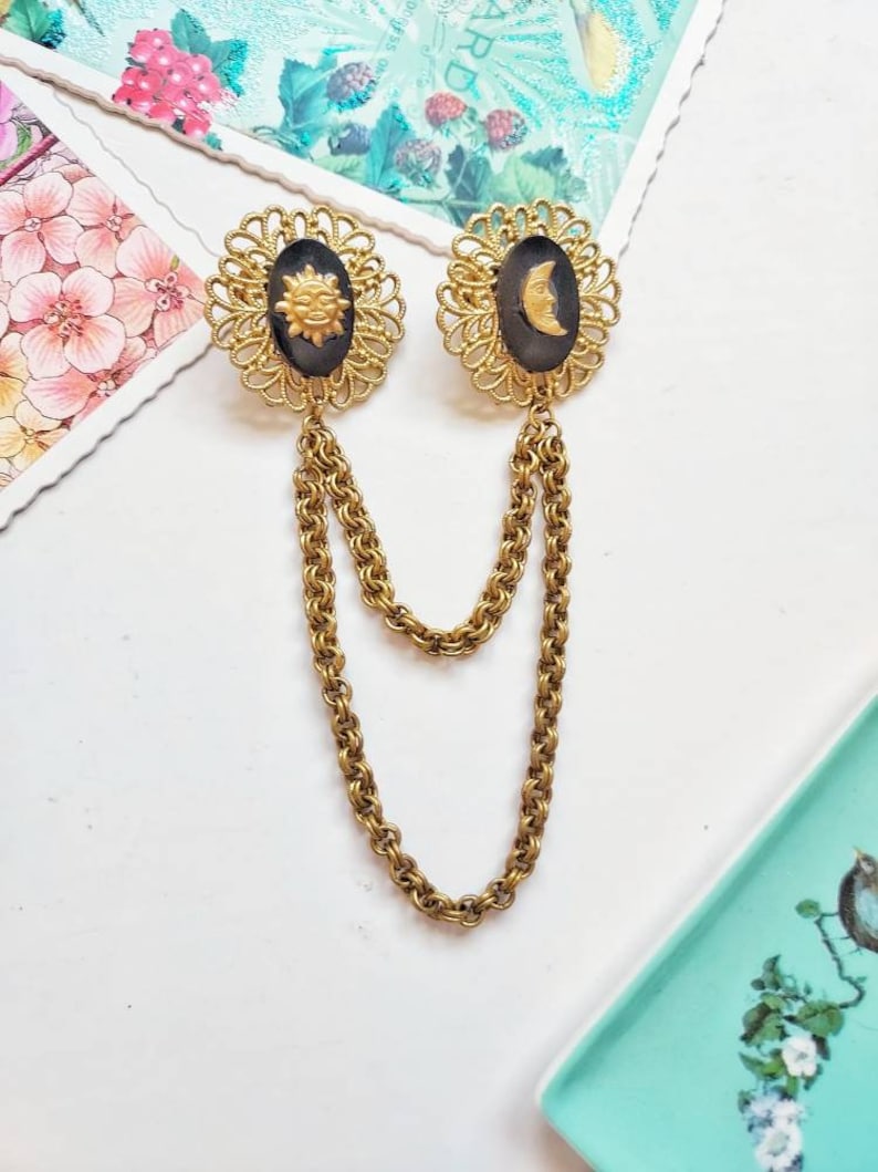 Vintage Victorian collar pins chain, bronze gold black collar pins, cat, moon & sun colar pin chain, Steampunk collar pins, cloak brooch. image 3