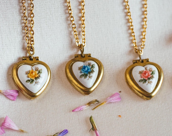 VintageJewelsbyLulu - Etsy