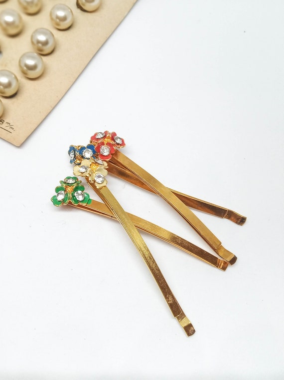 Unused vintage flower hair pins, floral rhineston… - image 1