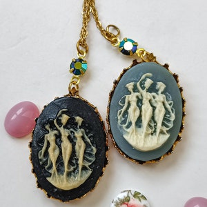 Collier camée Three Graces, collier pendentif camée japonais VINTAGE INUTILISÉ, collier camée victorien, collier camée noir/bleu 3 dames. image 6